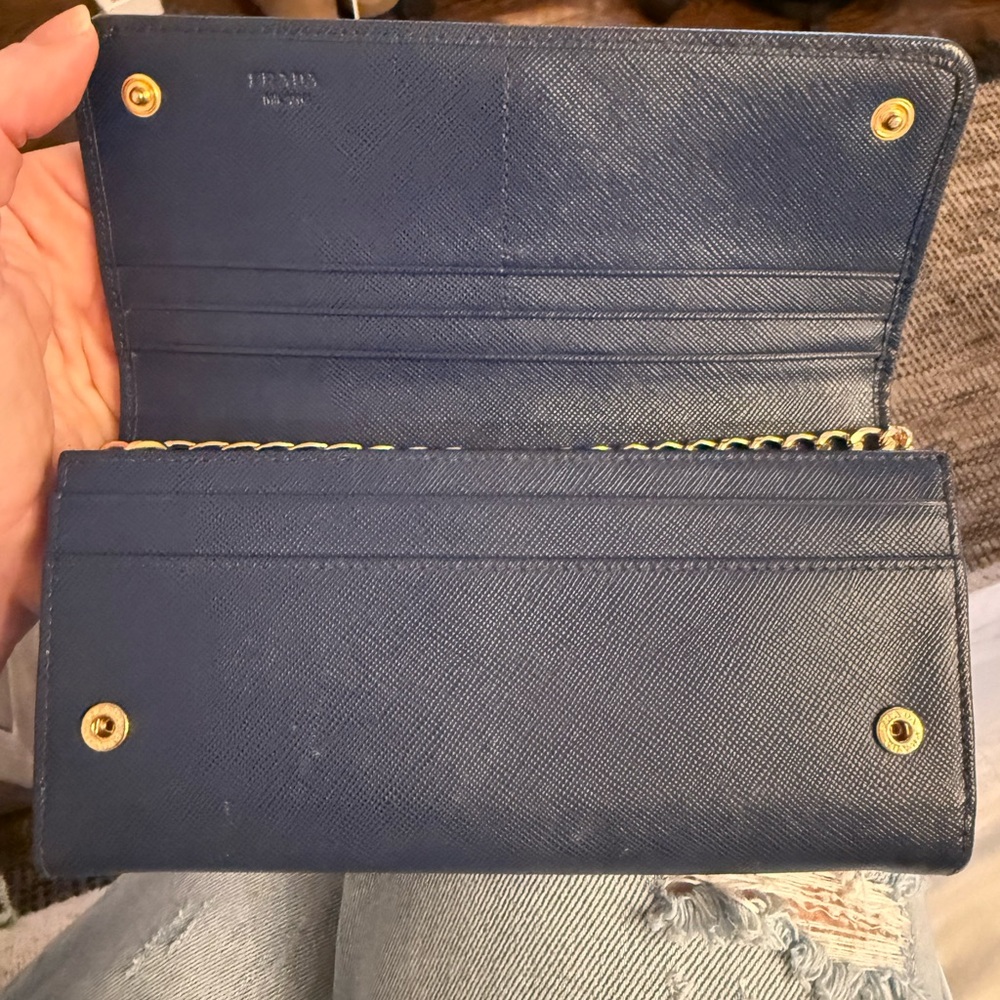 EUC Prada $990 Saffiano Leather Continental Waller blue with Chain & Card Holder - Picture 9 of 16